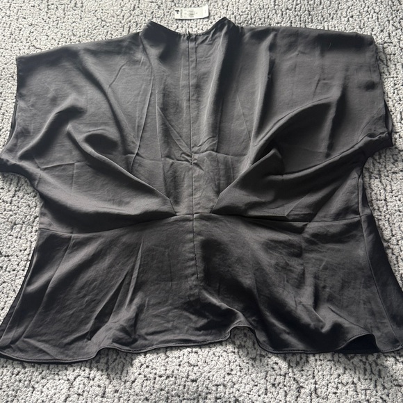 Express Black Blouse - Picture 5 of 10